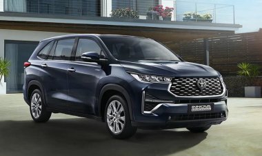 Безрамный кроссвэн Toyota Innova представлен под другой «фамилией»