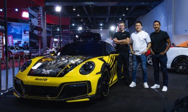 TechArt превратил GTstreet R в арт-кар