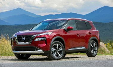 В России появился Nissan X-Trail нового поколения, но под именем Rogue