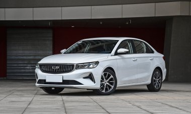 Блогер рассказал о японских технологиях седана Geely для России