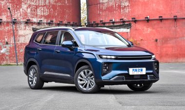 Livan 9: трёхрядный конкурент Skywell ET5 полностью рассекречен и поступил в продажу