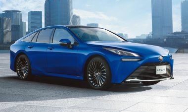 Toyota Mirai пережила обновление и стала современнее