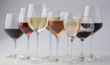 Почему пить красное и белое вино поочерёдно вредно для здоровья