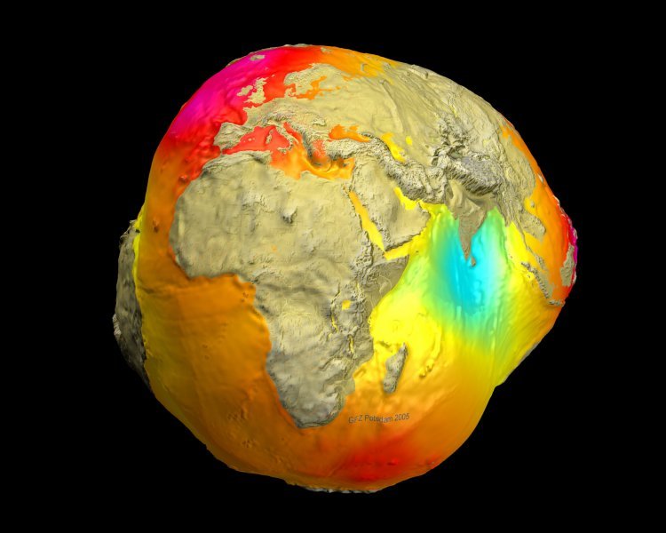 Как выглядит «потсдамский картофель» — гравитационное поле Земли