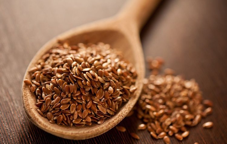 Как правильно употреблять в еду семена льна, чтобы не испортить здоровье