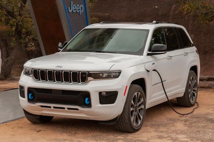 Jeep лишил новый Grand Cherokee двигателя V8