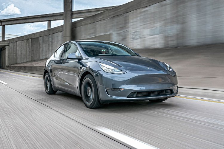 Самым продаваемым автомобилем Европы стал электрокар Tesla