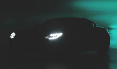 Aston Martin дразнит тизером лимитированной серии DBS 770 Ultimate