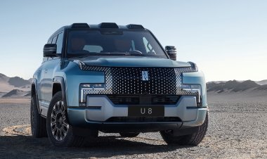 BYD представила 1100-сильный электрический вездеход и суперкар с разгоном до ста за 2 секунды