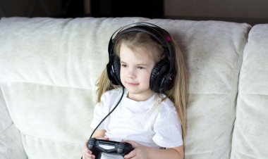 Комендантский час для игр и административки для компьютерных салонов: в сеть слили идеи власти по регулированию видеоигр