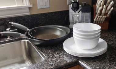 Может ли посуда из алюминия, меди, керамики, чугуна или нержавеющей стали навредить здоровью