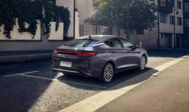 Чиновников призвали пересесть на «Москвич 6»