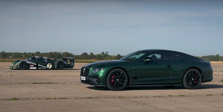 Блогеры устроили битву гоночного Bentley Speed 8 и названного в его честь GT