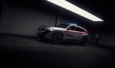 BMW подготовила суперкроссовер XM к участию в мотогонках MotoGP