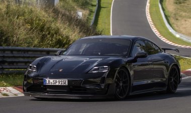 Прототип 1000-сильного Porsche Taycan обошел Tesla Model S Plaid на Нюрбургринге