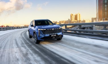 Компания Geely объявила цены на новый кроссовер Atlas для России