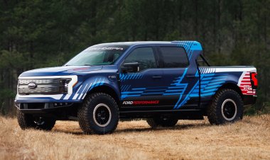 Компания Ford превратила F-150 Lightning в экстремальный внедорожник