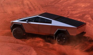 Владельцы Tesla Cybertruck рассказали о разочарованиях от пикапа