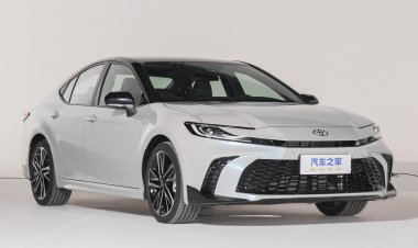 В России продают абсолютно новую Toyota Camry: цена удивила