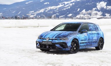 Volkswagen показал обновлённый «заряженный» хэтчбек Golf R