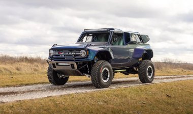 Один из 50 экстремальных Ford Bronco для гонок по бездорожью появился в продаже