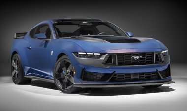 Ford продал первый экземпляр «Тёмной лошадки» на аукционе за 375 000 долларов