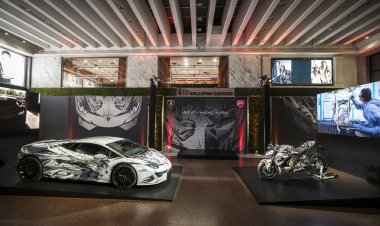 Lamborghini и Ducati вручную расписали красками для таинственного клиента