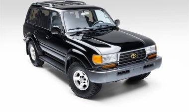 29-летний Land Cruiser в идеальном состоянии продали дороже нового «Крузака»