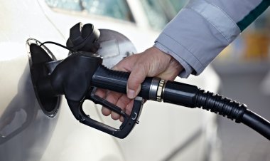 Стало известно, какой объем бензина могут приобрести жители России на свои среднемесячные зарплаты