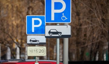 В Госдуме хотят снизить в два раза штраф за неоплаченную парковку