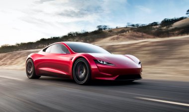 Tesla Roadster сможет разгоняться до ста километров в час меньше чем за секунду