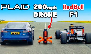 Гоночный квадрокоптер сразился с болидом Формулы-1 и лифтбеком Tesla Model S
