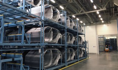 С автозаводов Петербурга ушел каждый второй рабочий