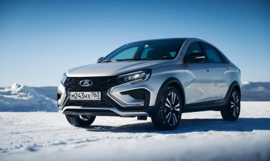 АвтоВАЗ рассказал, кто составит конкуренцию Lada Vesta с вариатором
