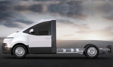 Hyundai превратил Staria в утилитарный полурамный грузовичок