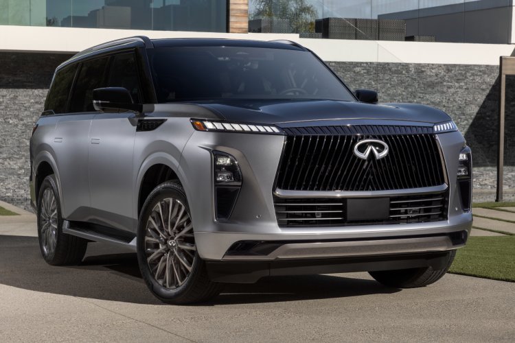 Роскошный Infiniti QX80 сменил поколение и лишился мотора V8