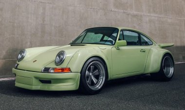 В США на продажу выставили Porsche 911 Carrera 4 с боди-китом RWB