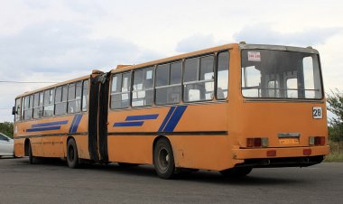 В Саратове на регулярный маршрут вернулся советский Ikarus «гармошка»