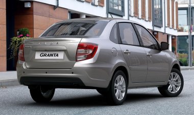 В России мгновенно распродают Lada Granta с японским автоматом