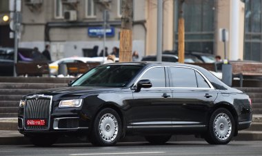 Первый иностранный дипломат пересел на российский Aurus