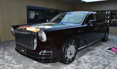 Роскошный седан Hongqi Guoli оказался в пять раз дороже «Майбаха»