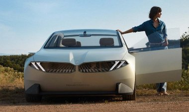 Глава BMW M подтвердил разработку дикой четырехмоторной модели