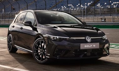«Заряженный» Volkswagen Golf R обновился и стал еще мощнее