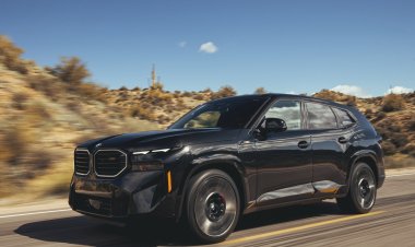 В США обвалились продажи суперкроссоверов BMW XM