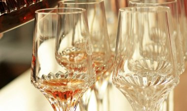 Кардиолог назвал коньяк более вредным для организма напитком, чем водка