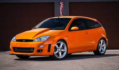 За 20-летний хэтчбек Ford Focus первого поколения заплатили 3,6 миллиона рублей