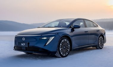Nissan полностью раскрыл новый бизнес-седан с китайской техникой