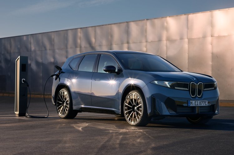 BMW показала электрокроссовер iX3 с запасом хода 805 километров