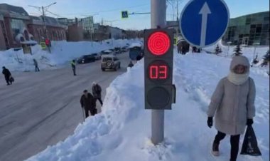 На уровне столба: как выглядят дороги на Камчатке после снегопада