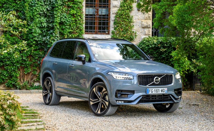 Volvo внедрит искусственный интеллект в старые автомобили в РФ